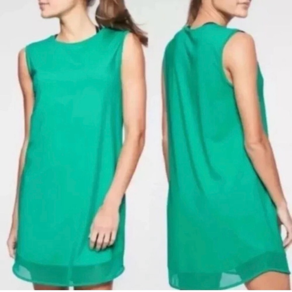ATHLETA Sunlover UPF Tank Dress Kelly Green Lightweight Running Walking Light